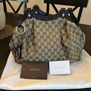 Gucci Satchel Pocketbook.